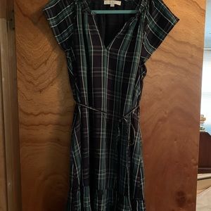 Dress with ruffled hem